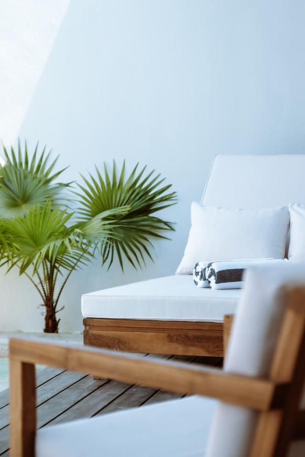 Neptune Studios Adults Only Gym And Recovery Access Kuta  Εξωτερικό φωτογραφία